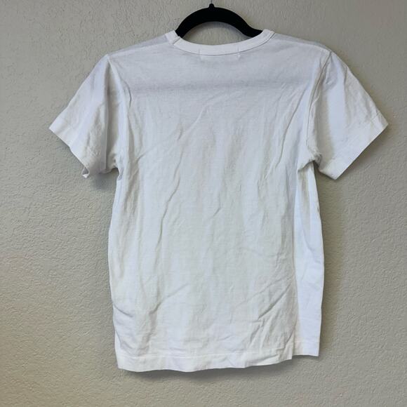 Comme Des Garcobs PLAY Red Heart Tee In White Size Medium - Picture 7 of 7
